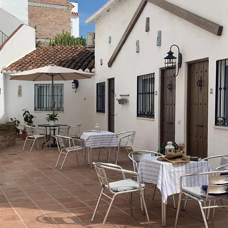 Apartamentos Nerjaluna Exterior photo