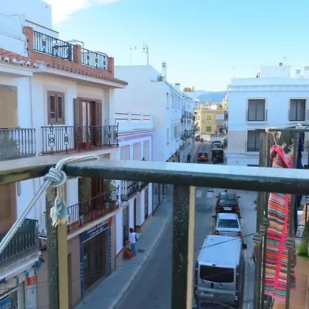 Apartamentos Nerjaluna Exterior photo